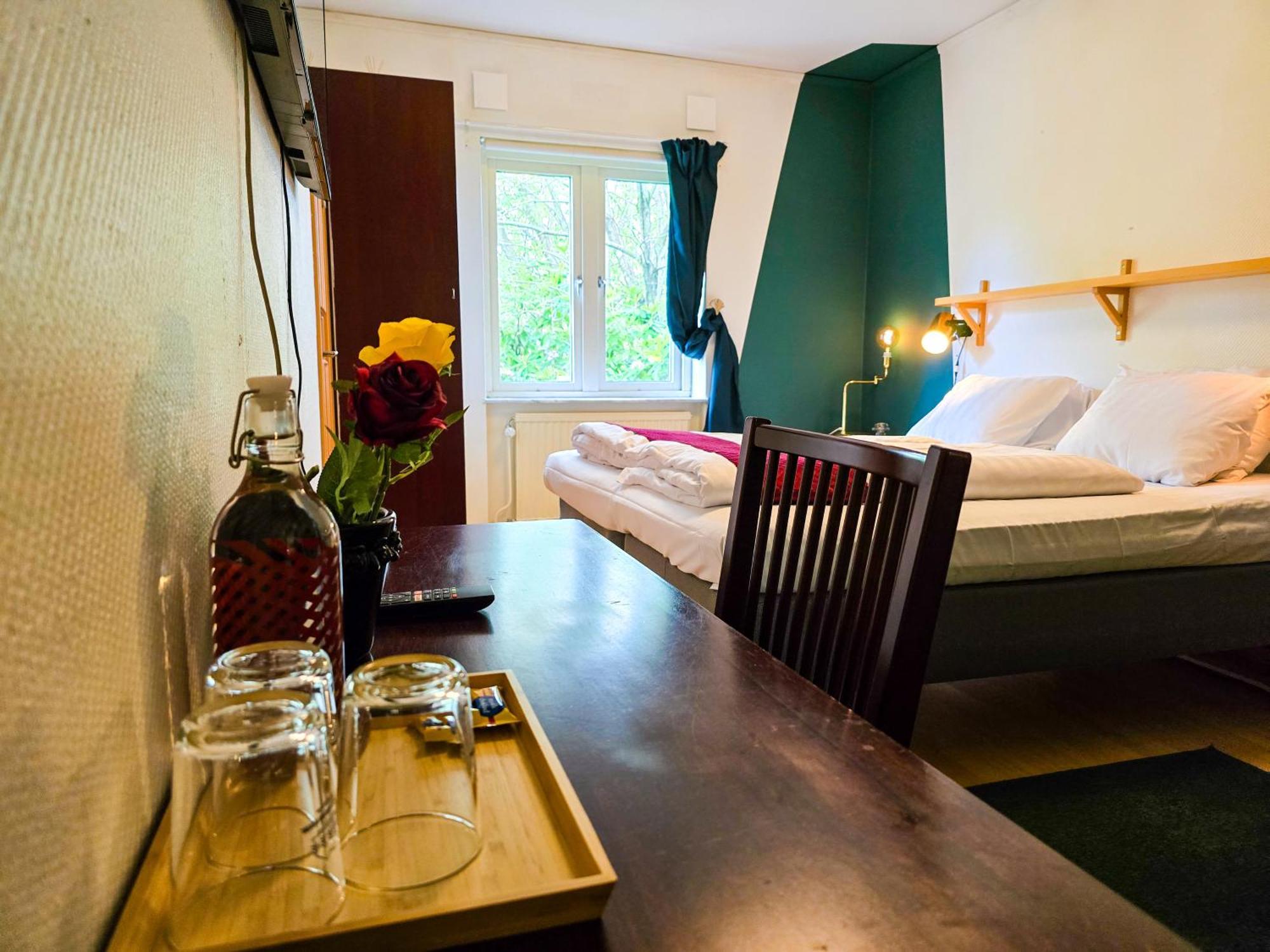 Nature Shelter Hotel Åsljunga Kültér fotó