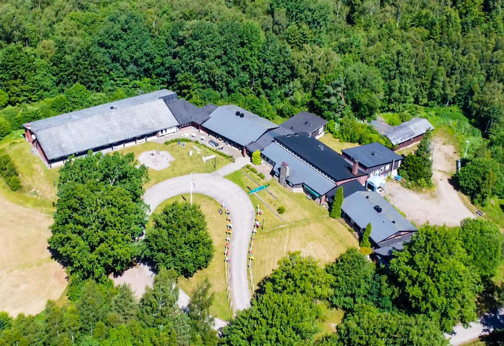 Nature Shelter Hotel Åsljunga Kültér fotó